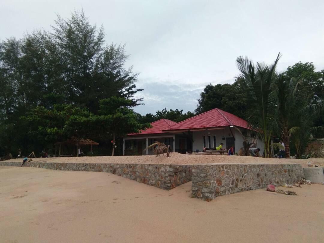 Red Coral Cottage Langkawi Buitenkant foto