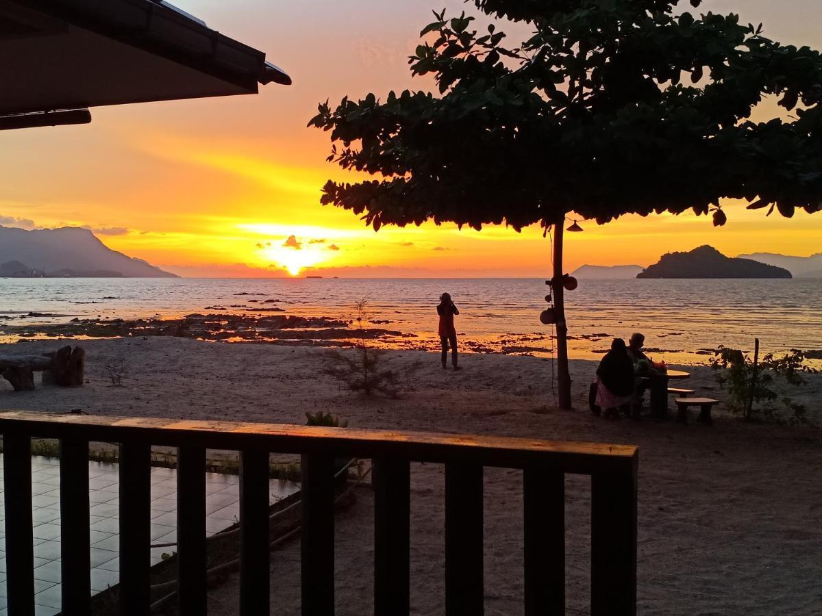 Red Coral Cottage Langkawi Buitenkant foto